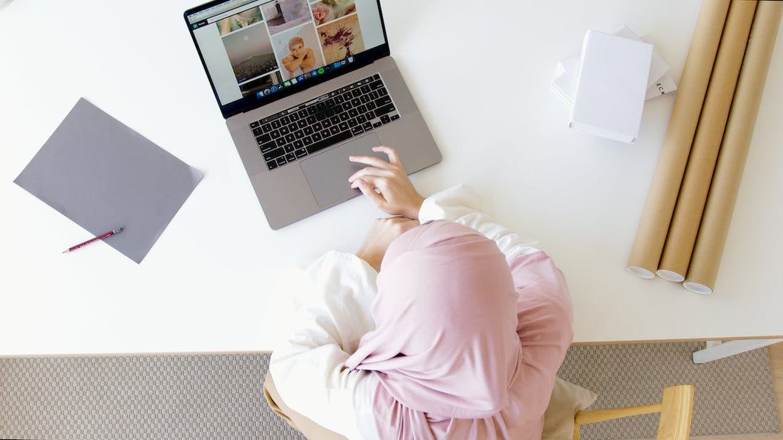 5 Work From Home Halal Hustles You Can Start Doing Today